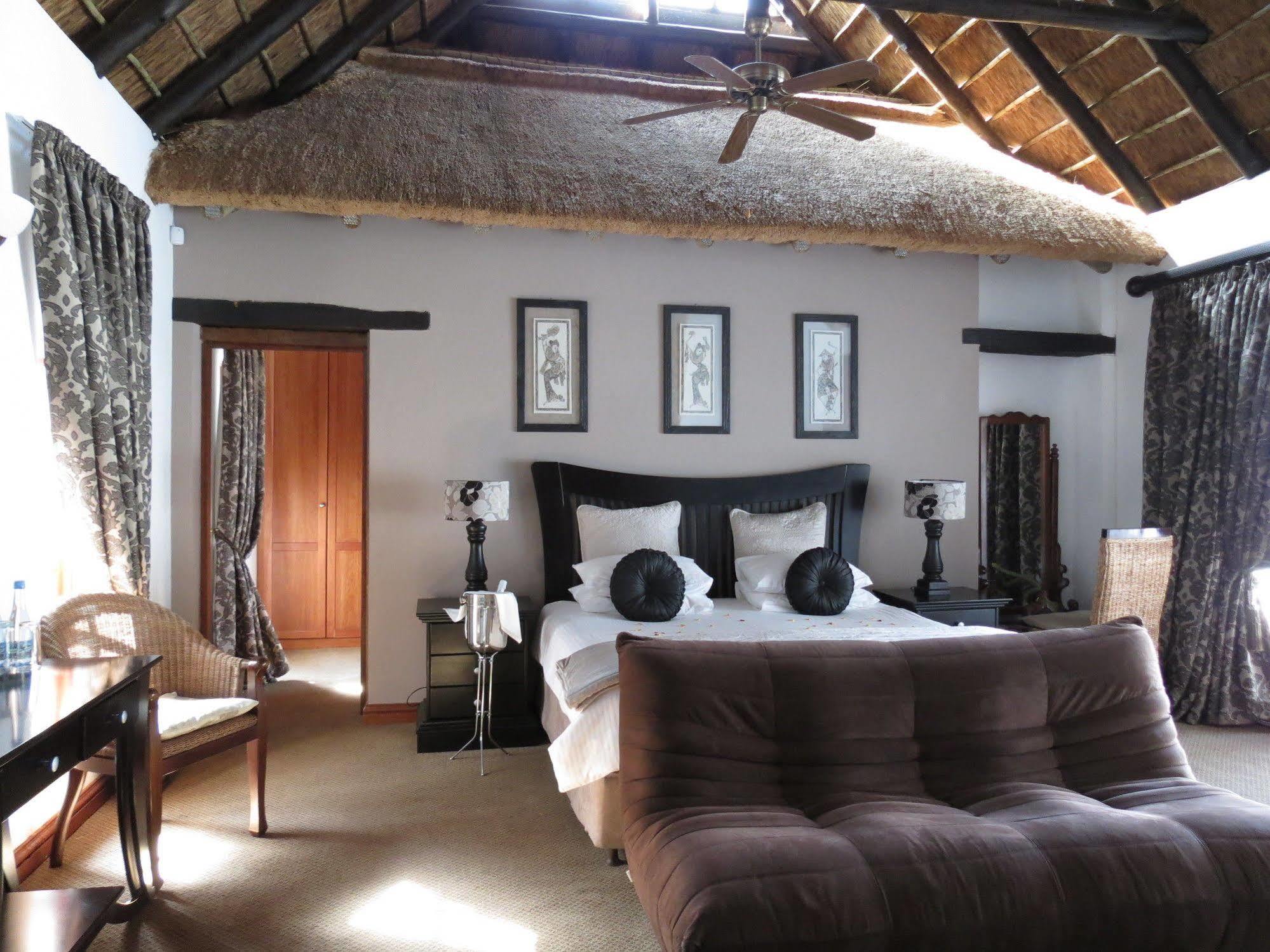 Galagos Lodge Hartbeespoort Exteriör bild