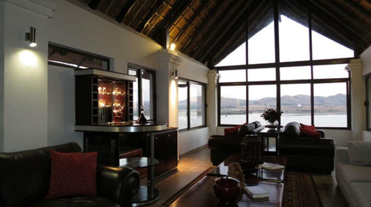 Galagos Lodge Hartbeespoort Exteriör bild